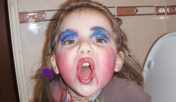 You're not fooling anyone, evil makeup-wearing girl!